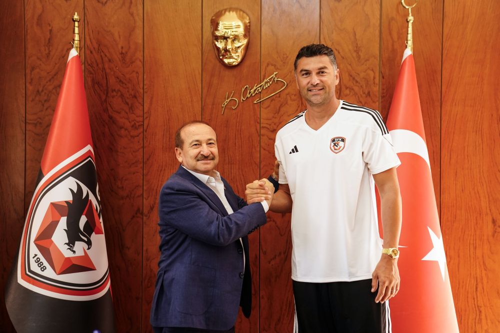 Burak Yılmaz imza2-i68a477dd0b85f.jpg